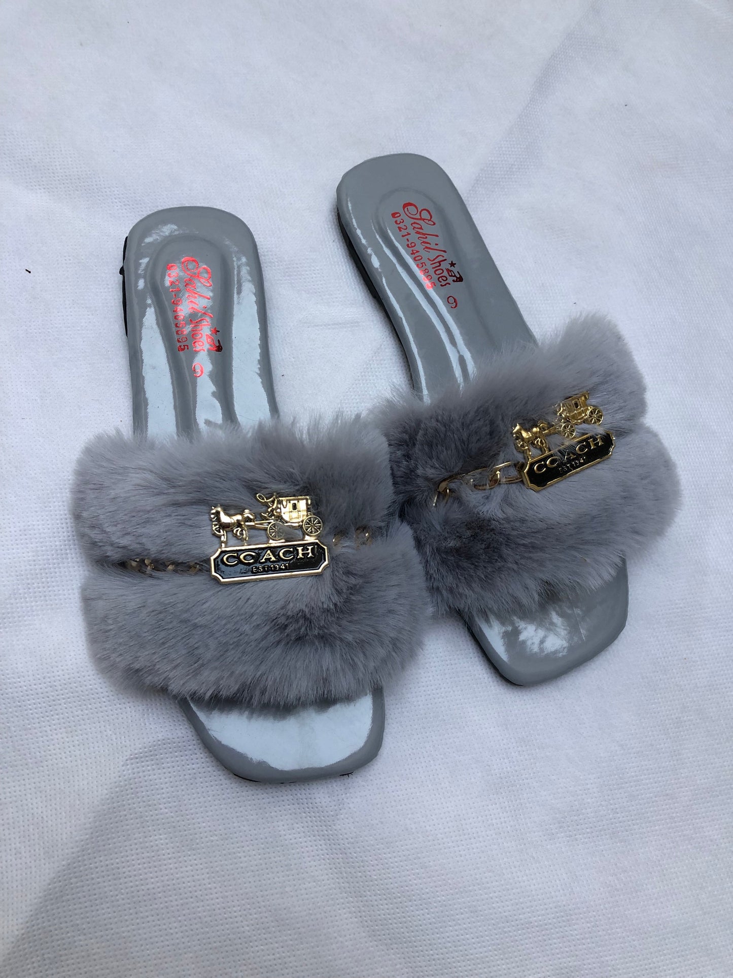 MM41- FAUX FUR SLIDES