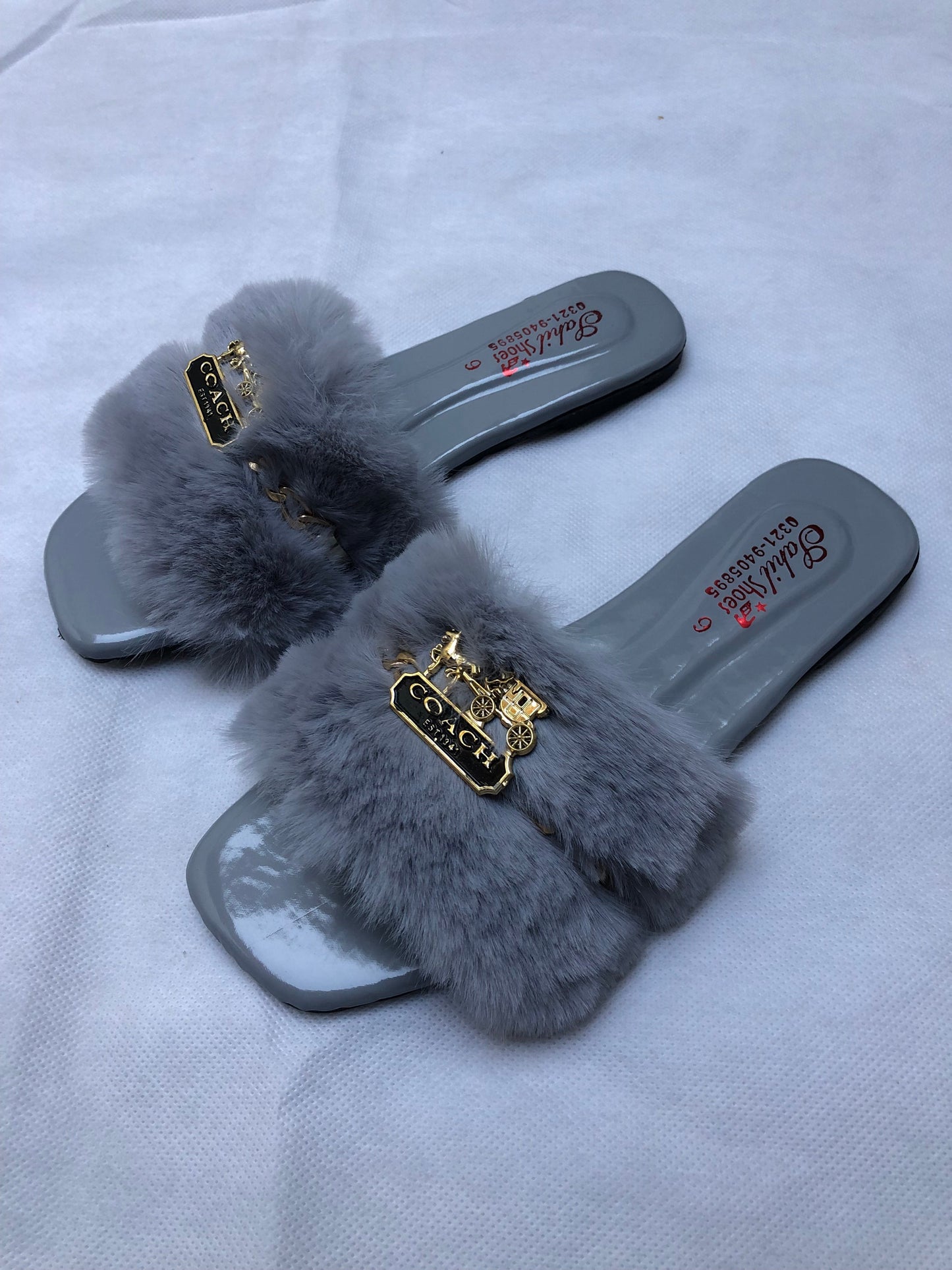 MM41- FAUX FUR SLIDES