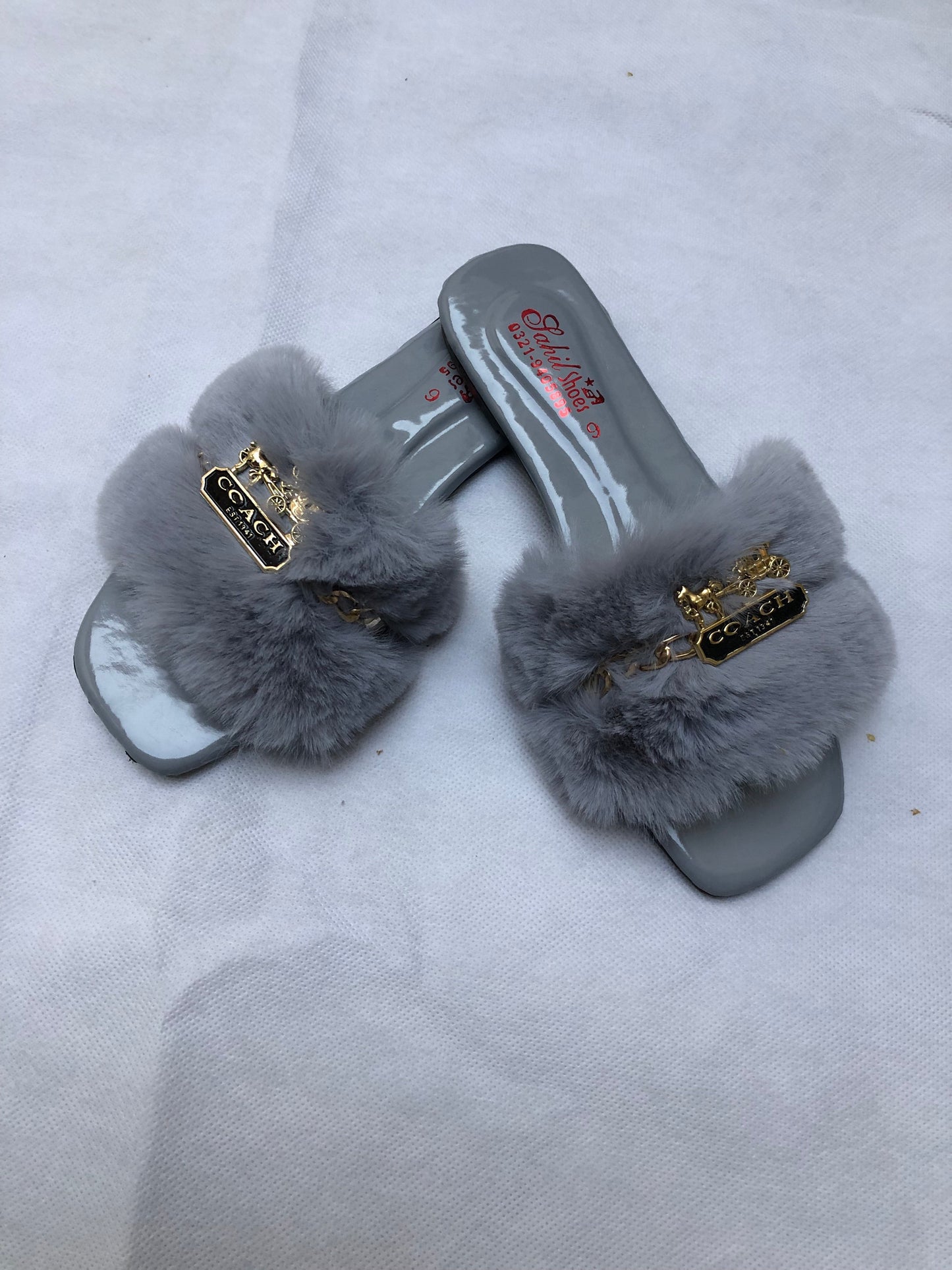 MM41- FAUX FUR SLIDES