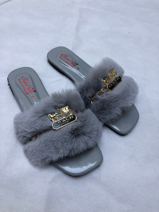 MM41- FAUX FUR SLIDES